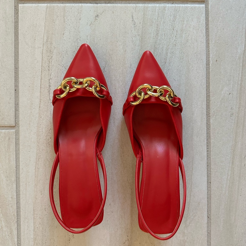 Elegant Red Chain-Embellished Women's Kitten Heels